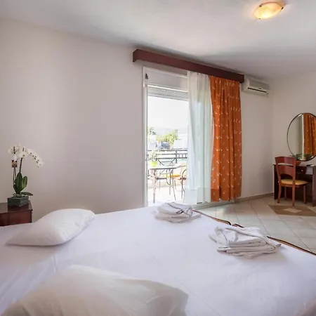 Lina Apartament Potos