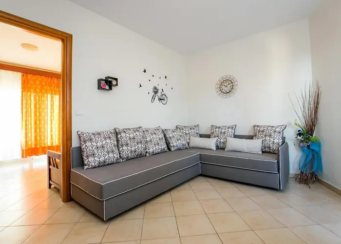 Διαμέρισμα Lina